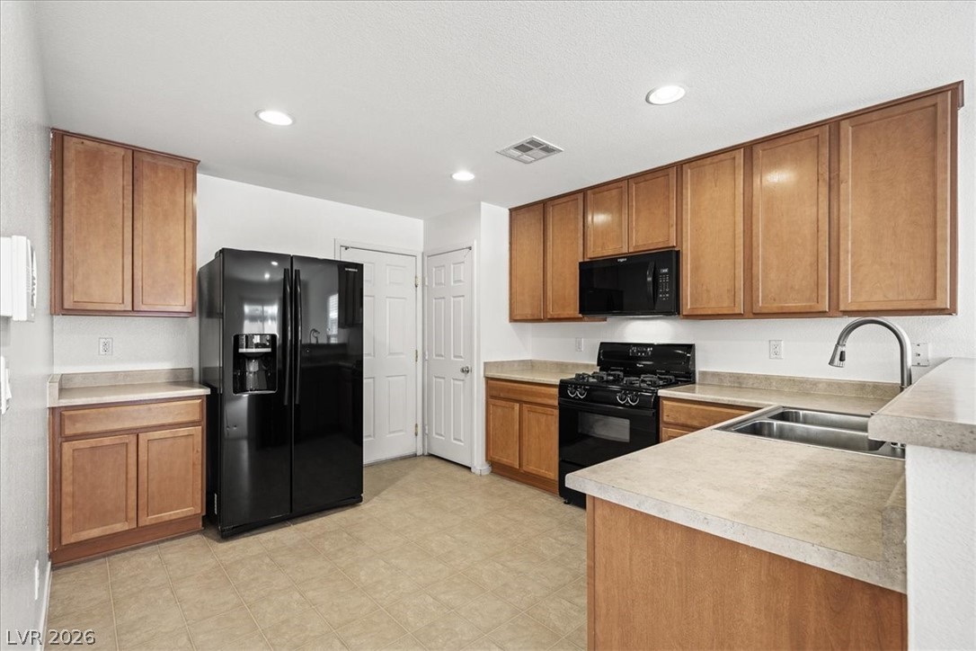 8640 Bella Sparkle Avenue Property Photo 8