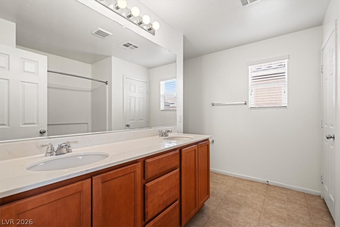 8640 Bella Sparkle Avenue Property Photo 17