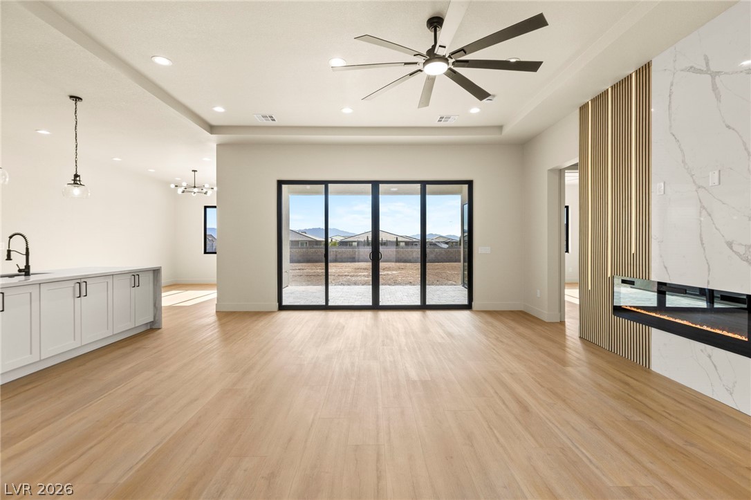 6340 Montclair Street Property Photo 11