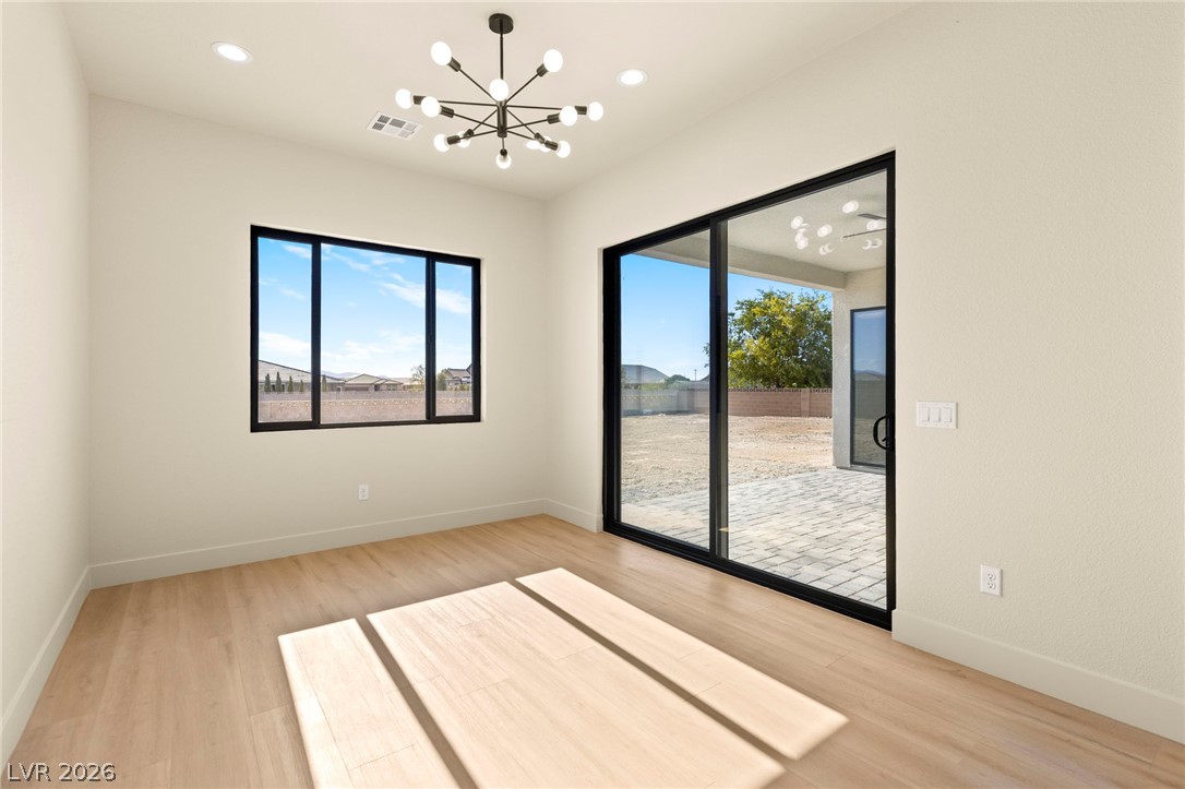 6340 Montclair Street Property Photo 16