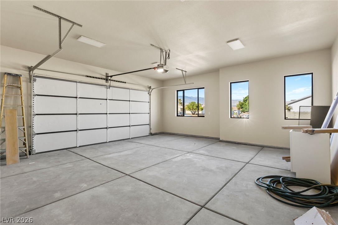 6340 Montclair Street Property Photo 44