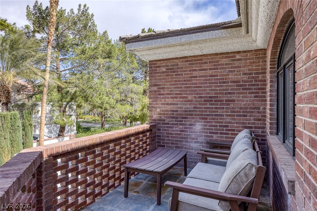 2239 Chatsworth Court Property Photo 42