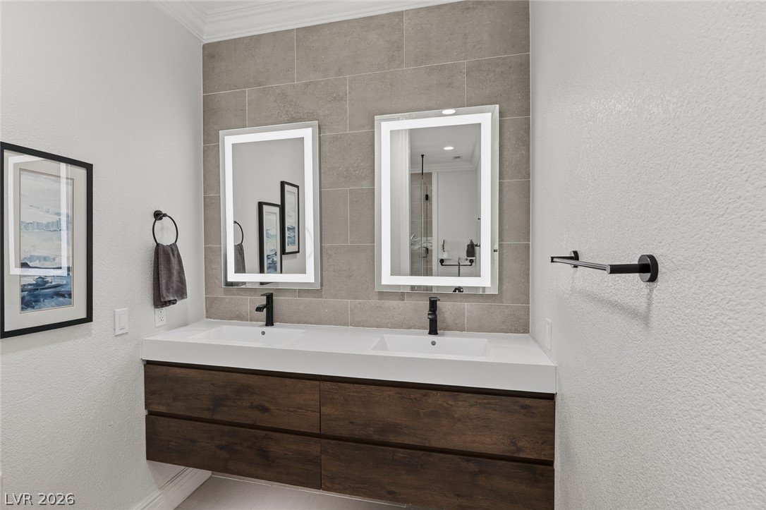 2239 Chatsworth Court Property Photo 59