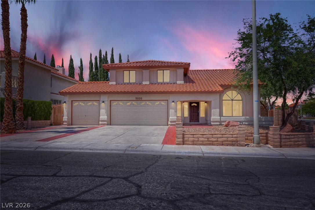 9000 Feather River Court Property Photo 3