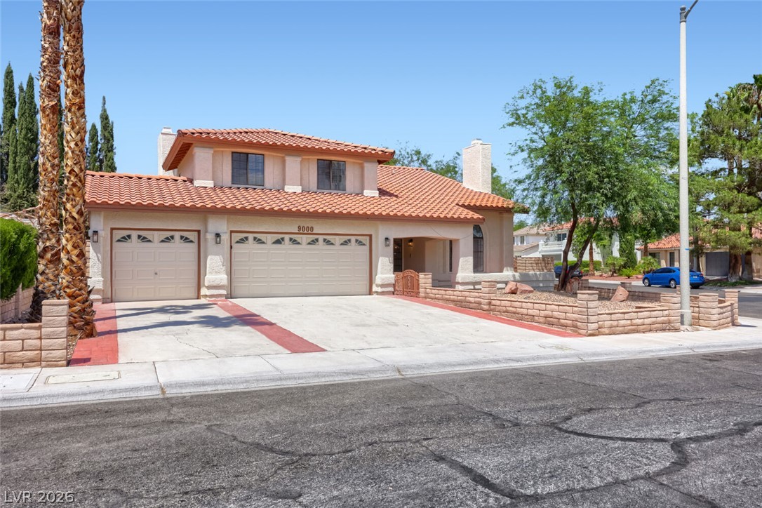 9000 Feather River Court Property Photo 4