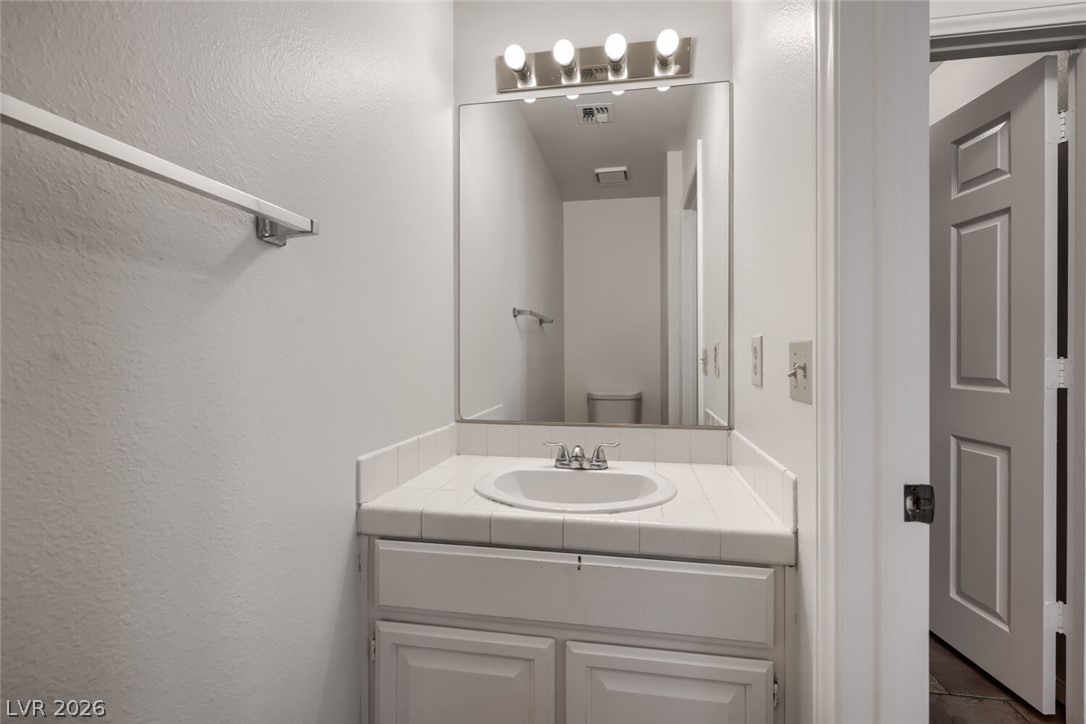 9000 Feather River Court Property Photo 29