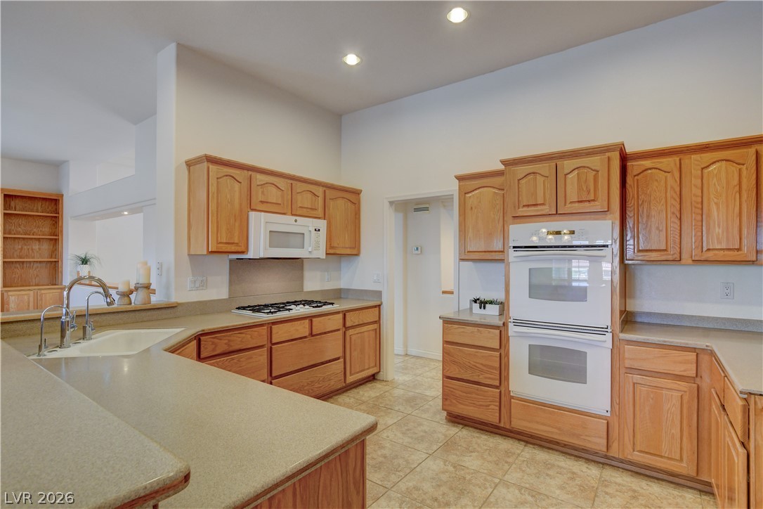 2900 Hawksdale Drive Property Photo 24
