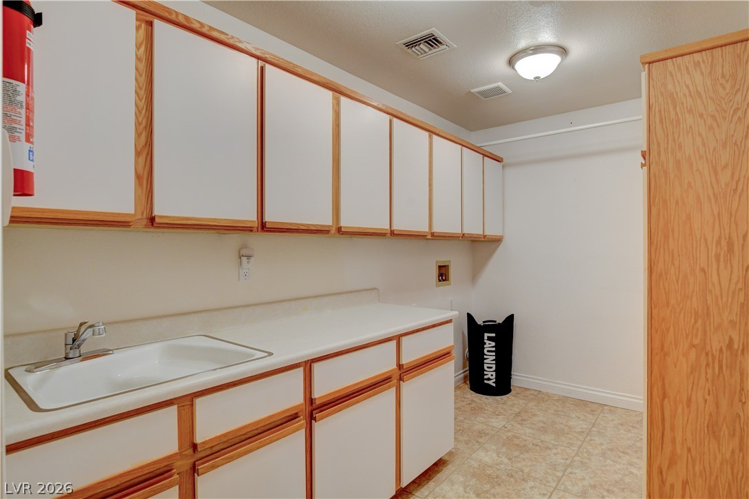 2900 Hawksdale Drive Property Photo 54