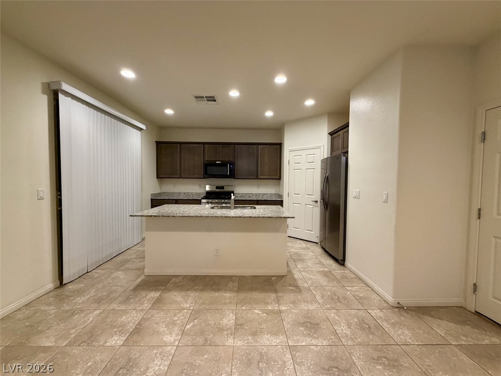 5844 Middle Rock Street Property Photo 4