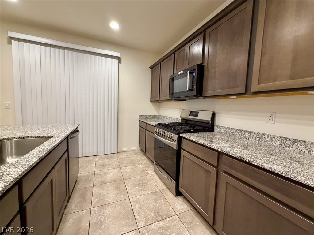 5844 Middle Rock Street Property Photo 10