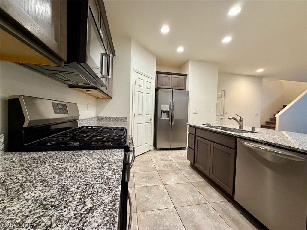 5844 Middle Rock Street Property Photo 11