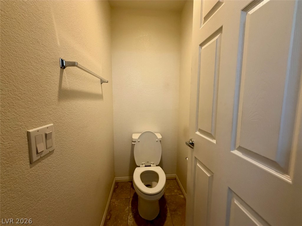 5844 Middle Rock Street Property Photo 27