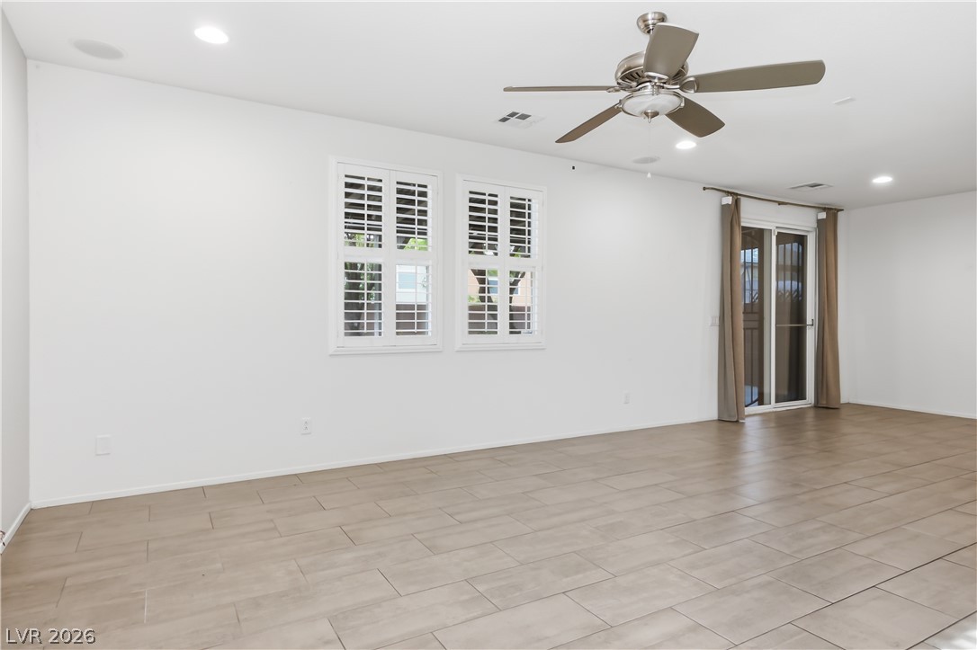 10639 Whiting Avenue Property Photo 7