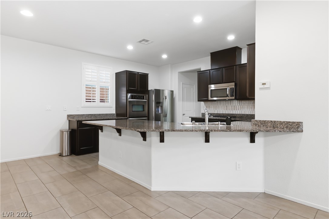 10639 Whiting Avenue Property Photo 9