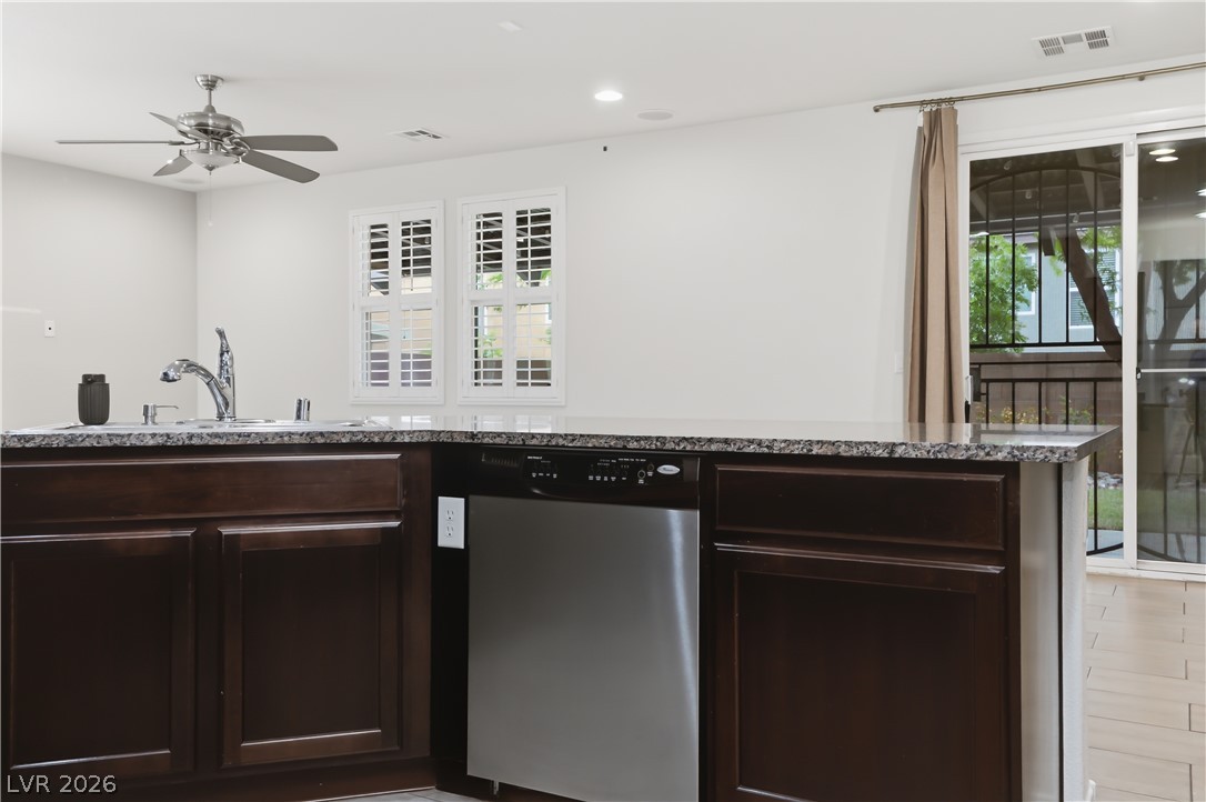 10639 Whiting Avenue Property Photo 12