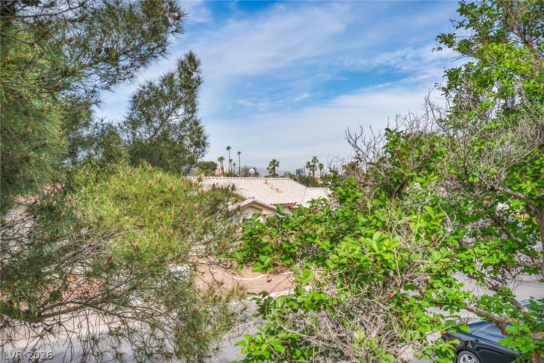 5222 Mandalay Springs Drive 201 Property Photo 6