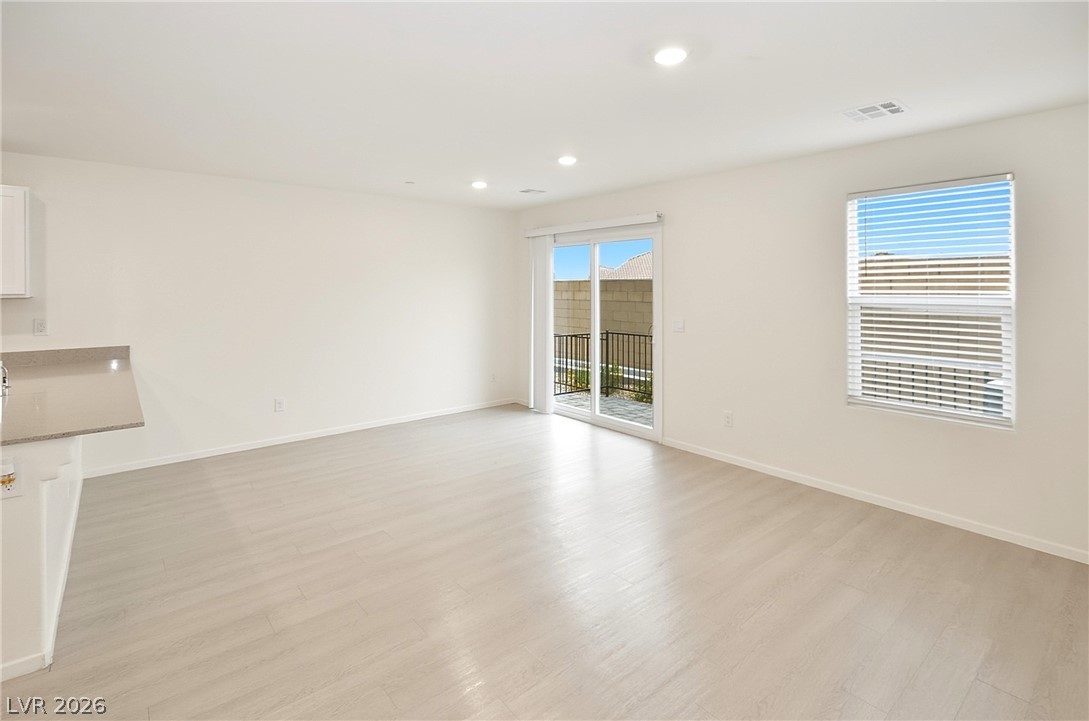 10923 Heatherford Avenue Property Photo 13