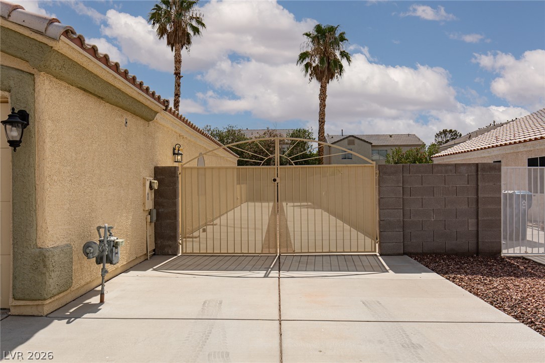 6016 Resort Ridge Street Property Photo 10