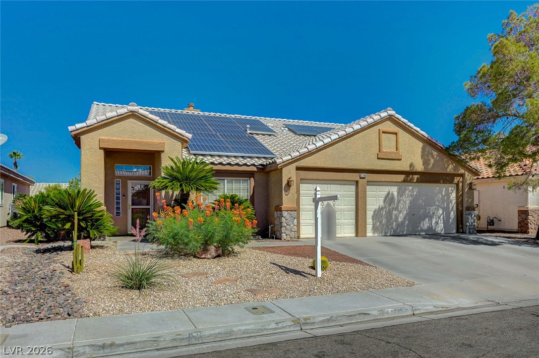 2746 Canarsy Court Property Photo 6