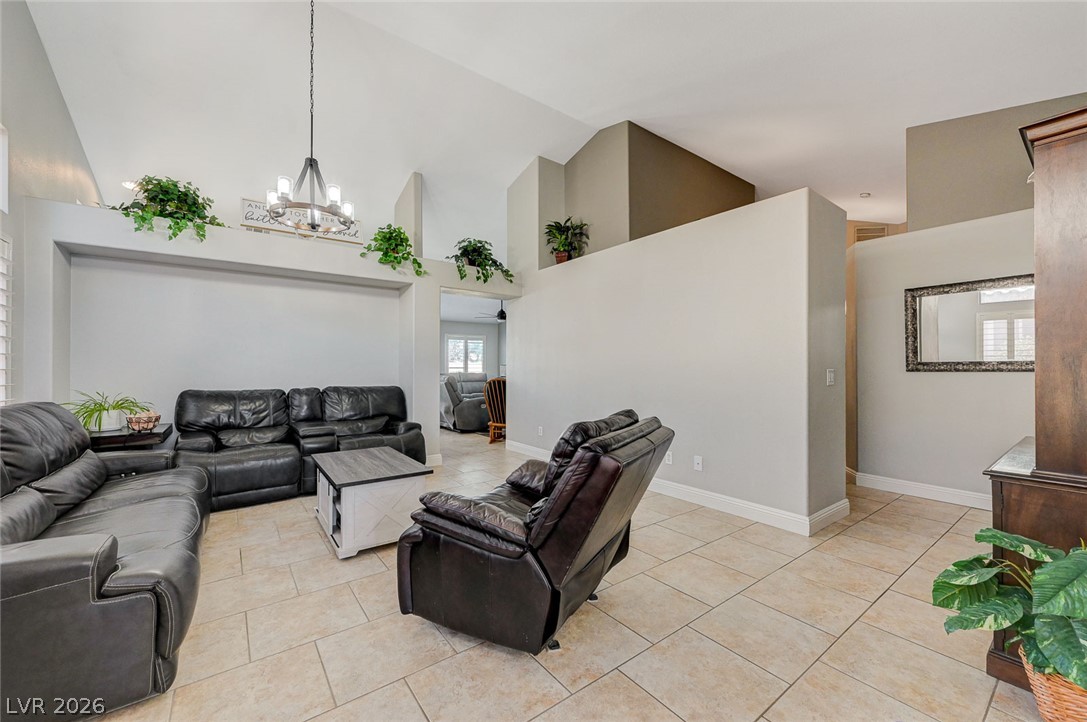 2746 Canarsy Court Property Photo 10