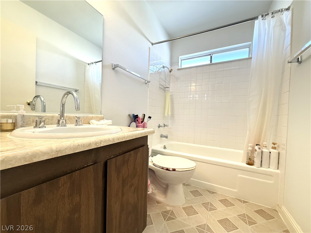 3230 Cameron Street D Property Photo 9