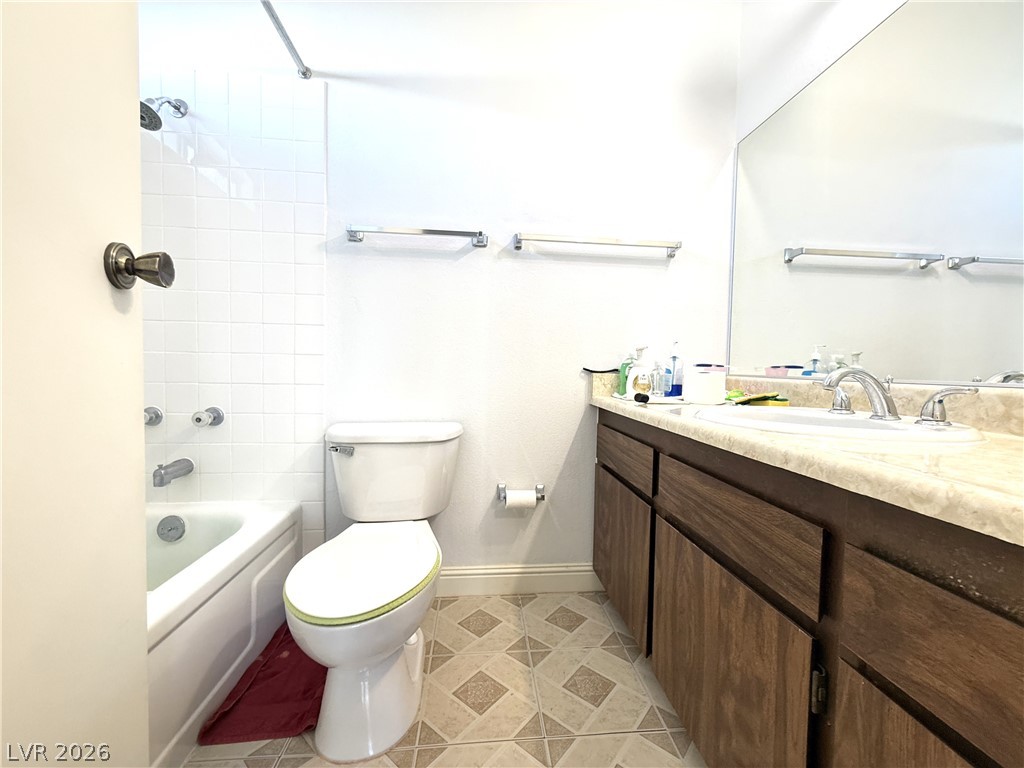 3230 Cameron Street D Property Photo 11