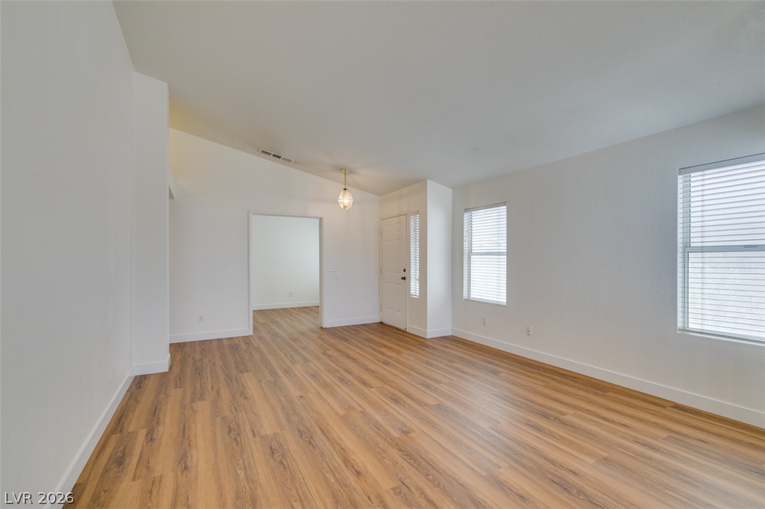 1833 Sierra Hills Way Property Photo 6