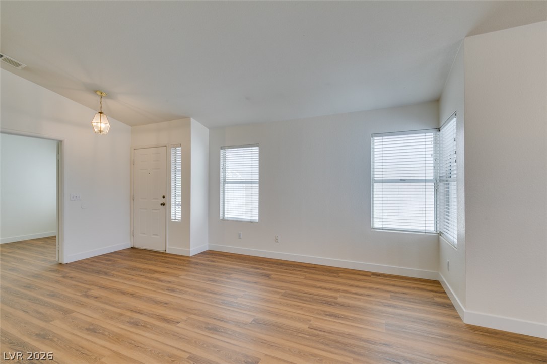 1833 Sierra Hills Way Property Photo 7