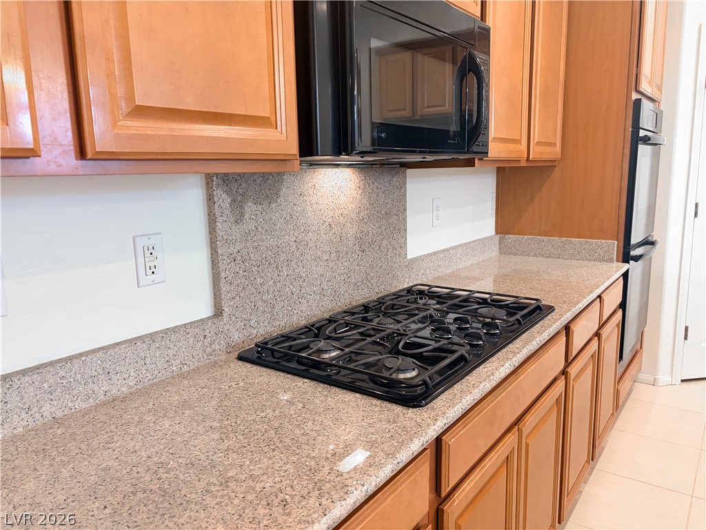 7110 Purple Iris Avenue Property Photo 7