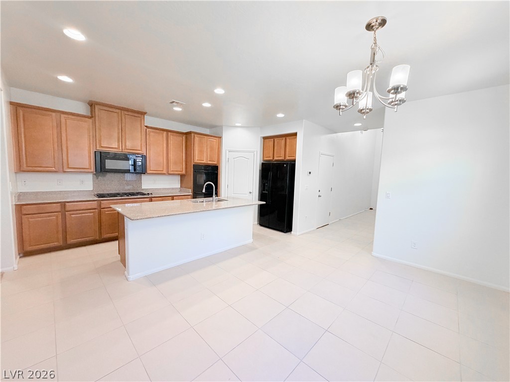 7110 Purple Iris Avenue Property Photo 9