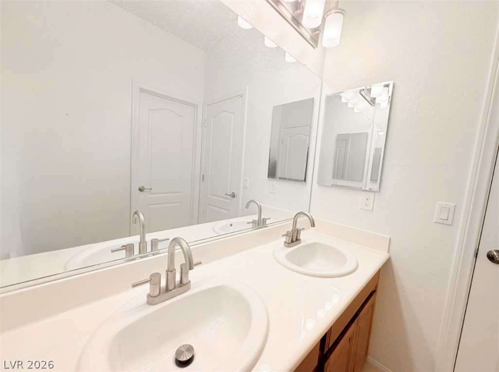 7110 Purple Iris Avenue Property Photo 23