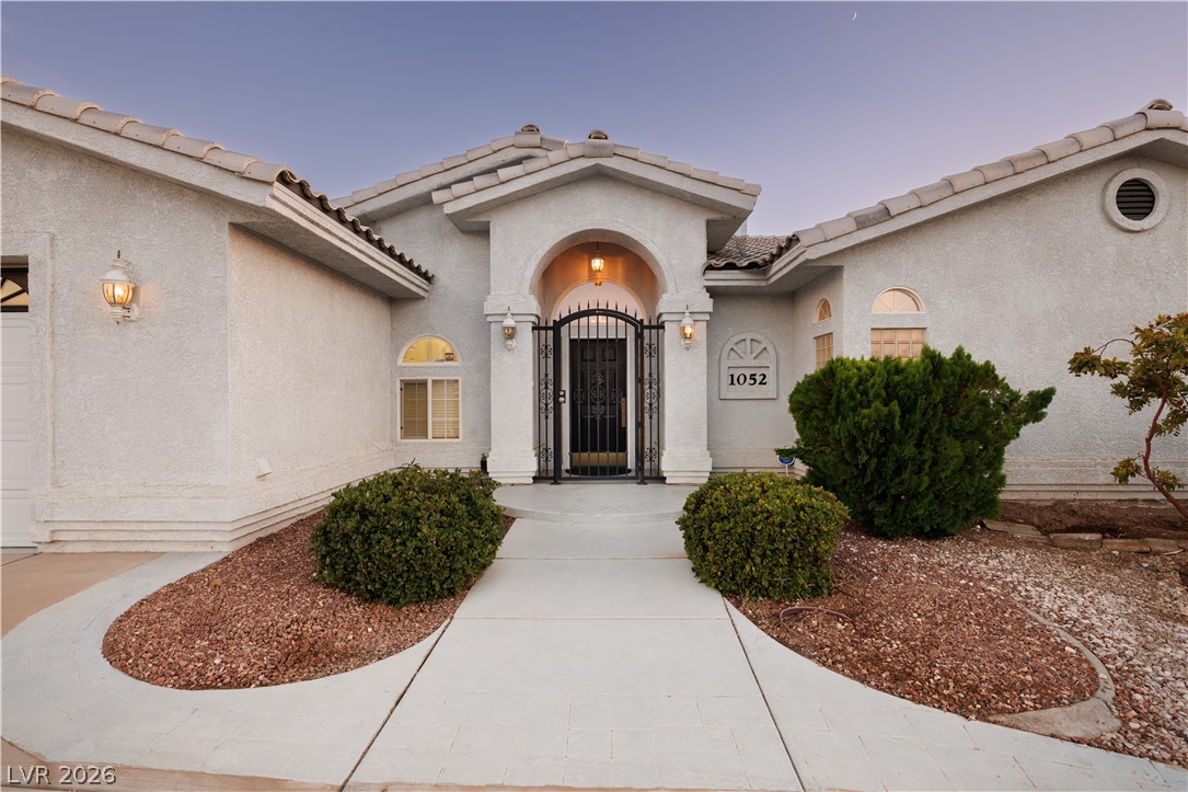 1052 Calico Ridge Drive Property Photo 8