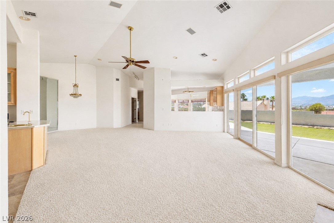 1052 Calico Ridge Drive Property Photo 15