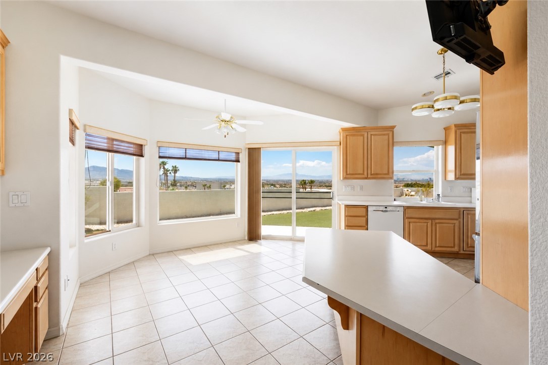 1052 Calico Ridge Drive Property Photo 20