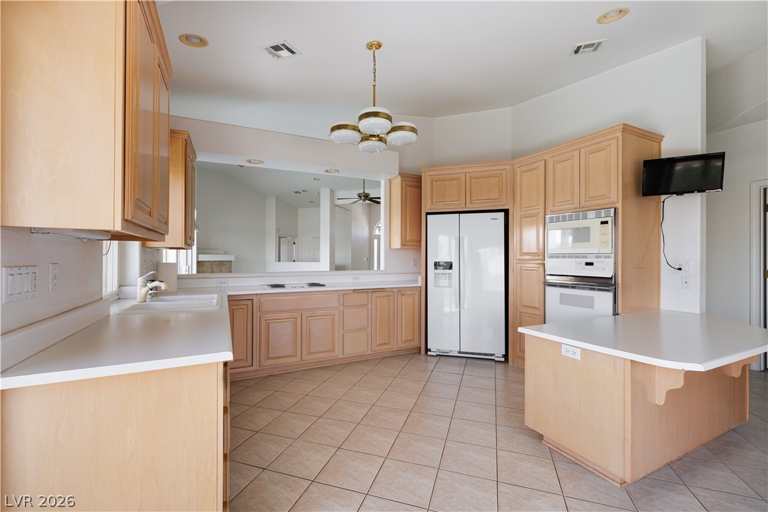 1052 Calico Ridge Drive Property Photo 21