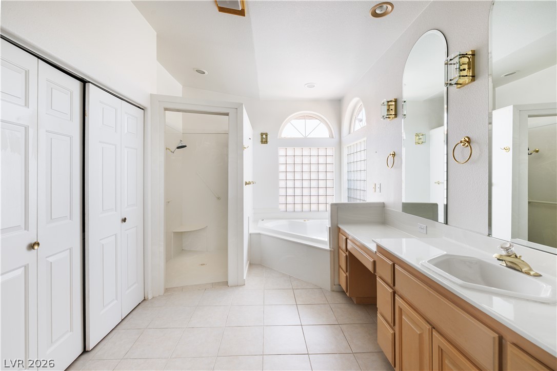 1052 Calico Ridge Drive Property Photo 30