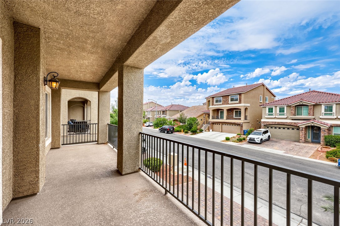 8200 Duncan Peak Court Property Photo 19