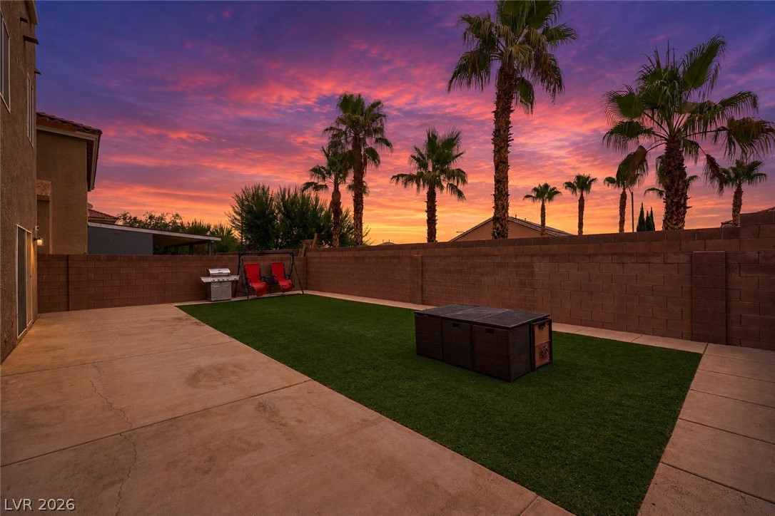 8200 Duncan Peak Court Property Photo 58