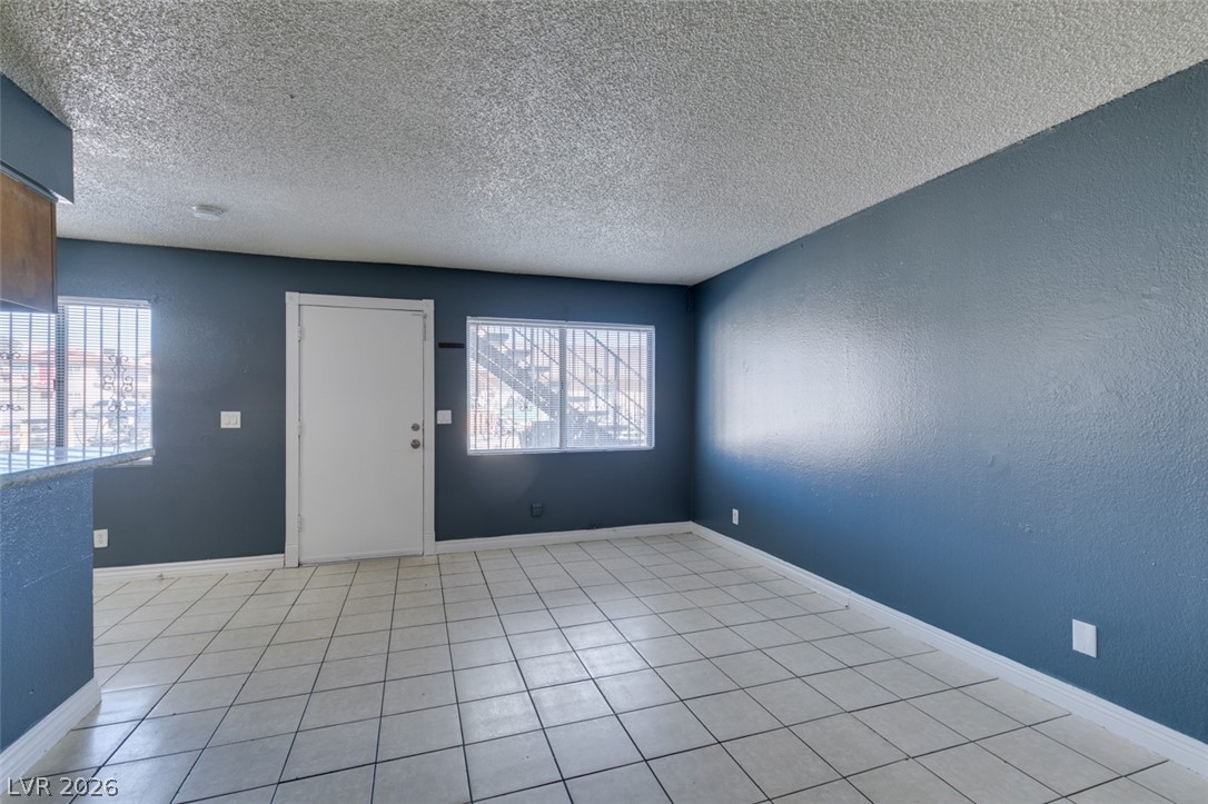1641 North Lamont Street C Property Photo 9