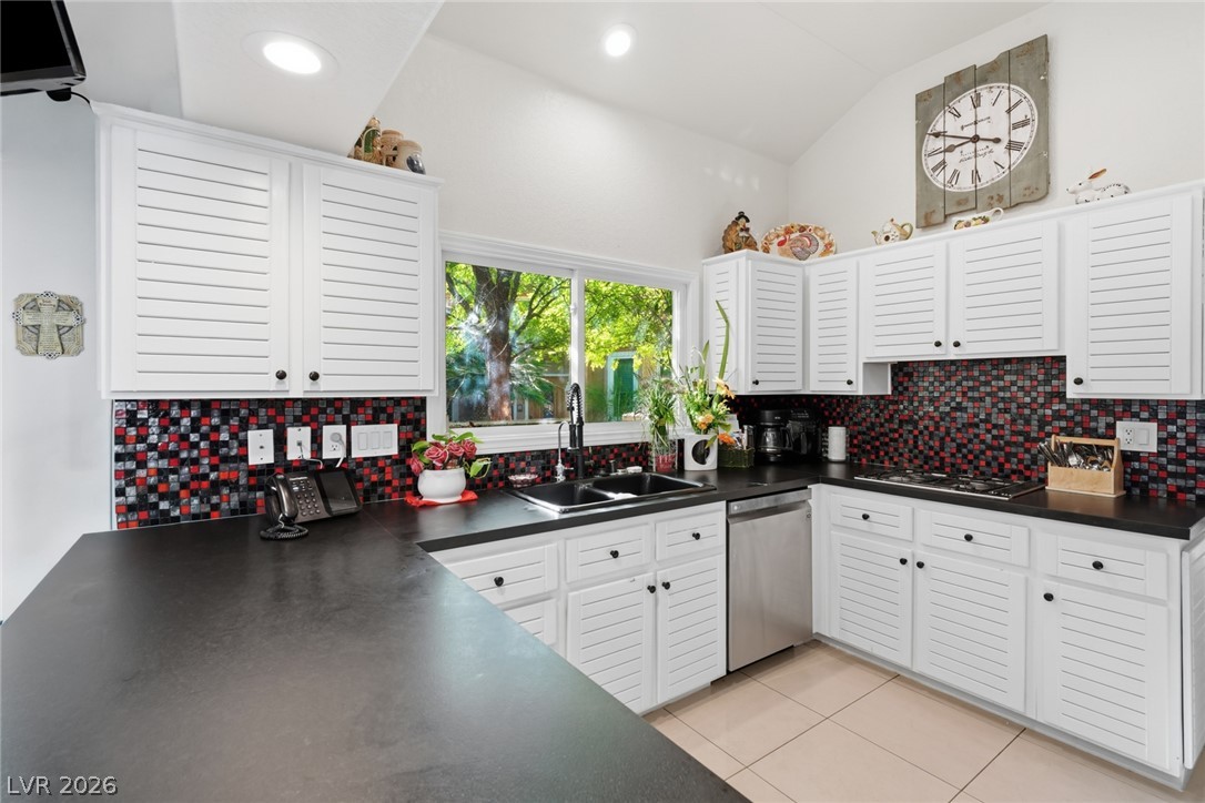 7889 Harbour Towne Avenue Property Photo 3