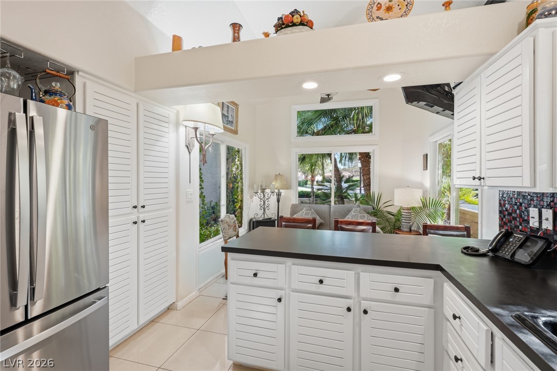7889 Harbour Towne Avenue Property Photo 4