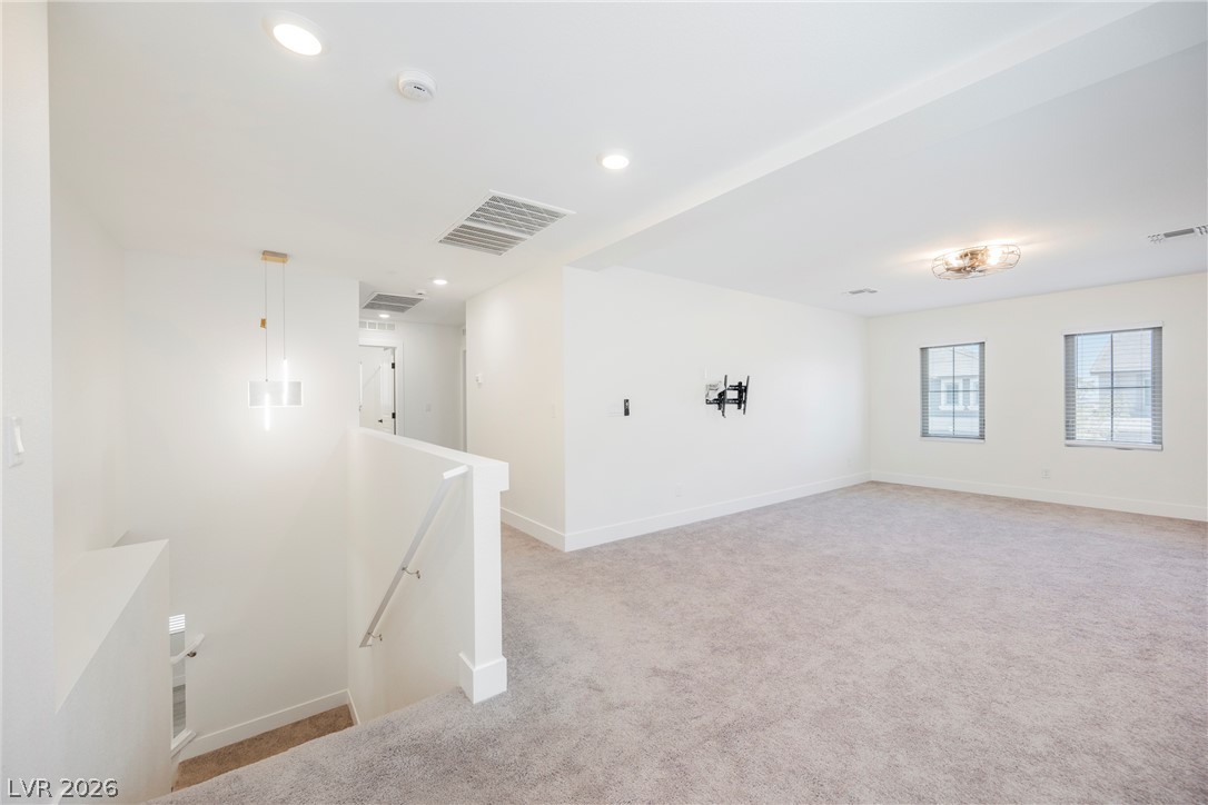 8683 Black Cordon Road Property Photo 14