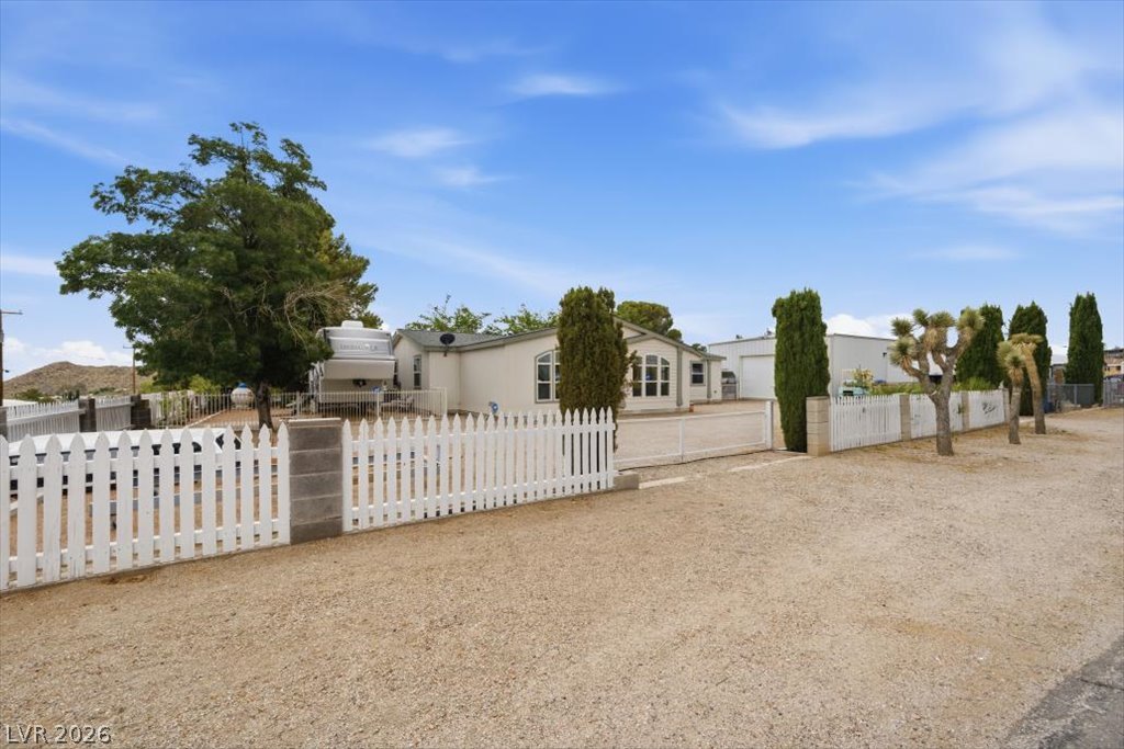 255 East Ormond Street Property Photo 2