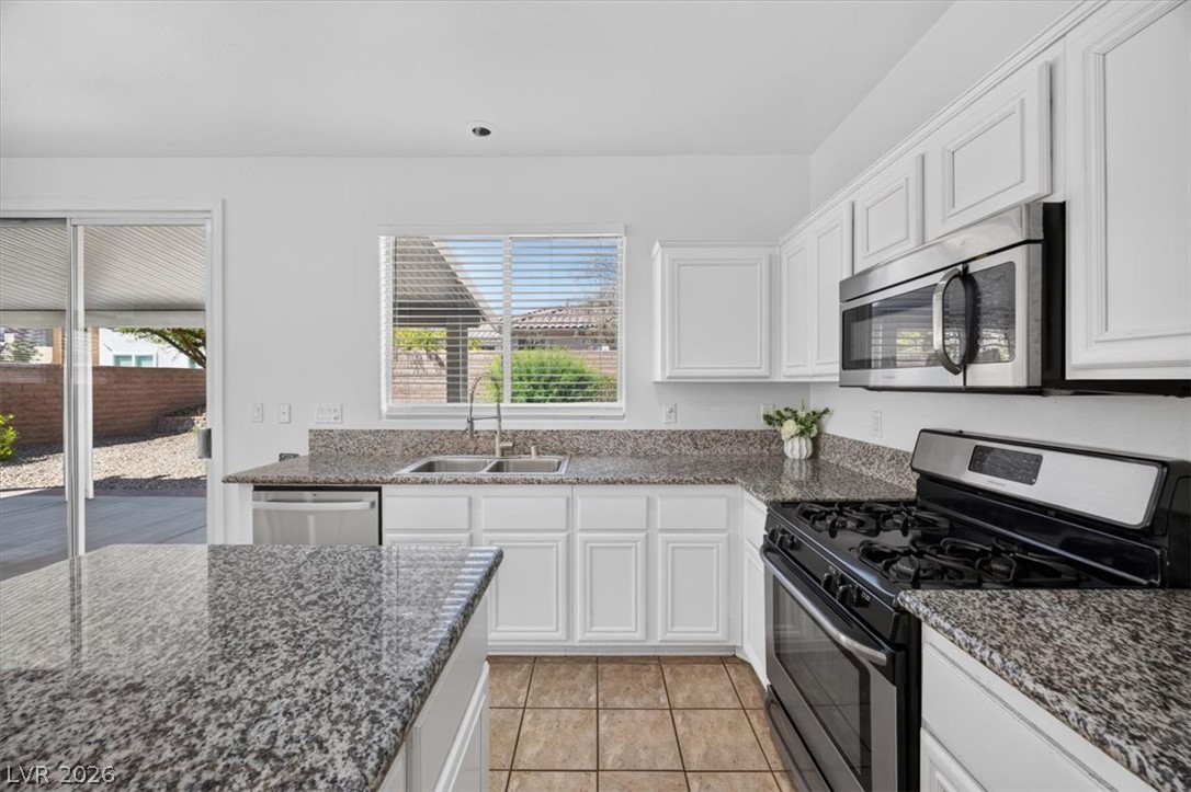 3799 Honey Ridge Court Property Photo 19