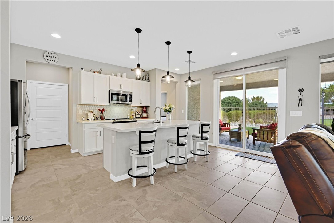 4854 East Cactus Canyon Drive Property Photo 8