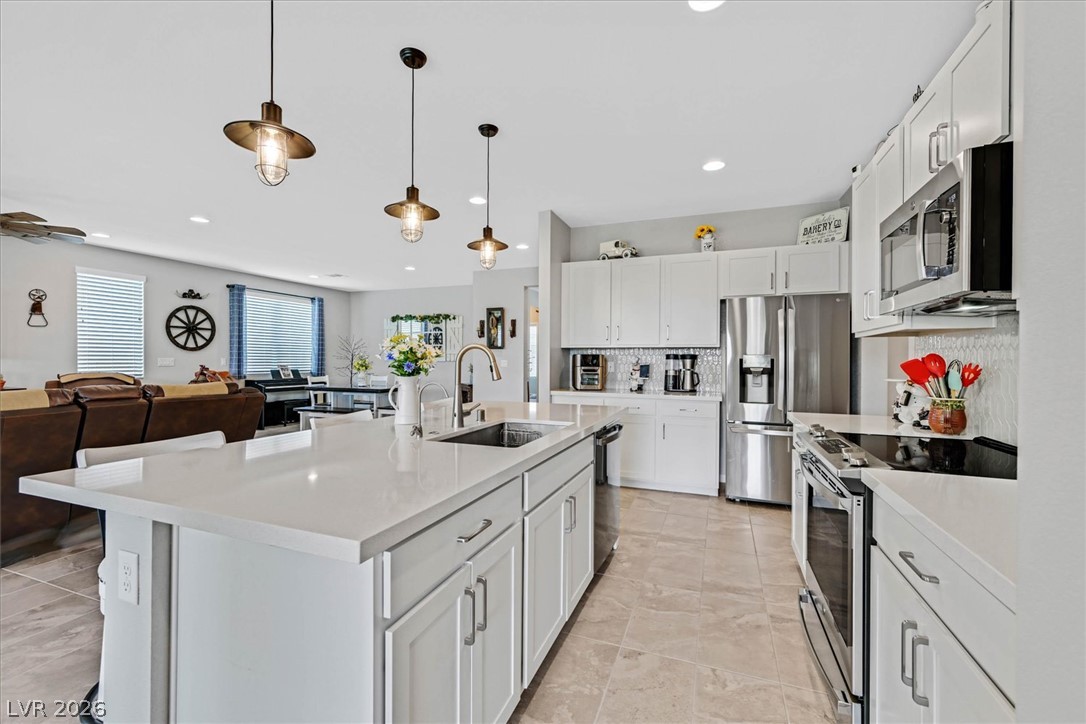 4854 East Cactus Canyon Drive Property Photo 10