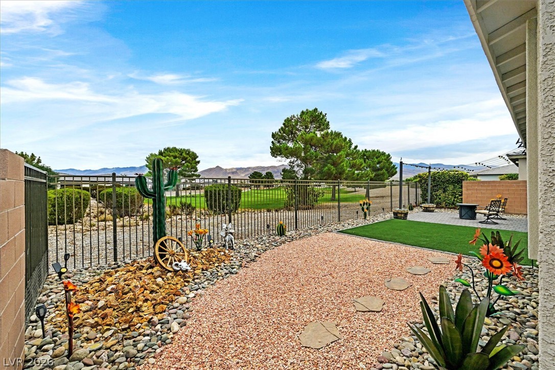 4854 East Cactus Canyon Drive Property Photo 25