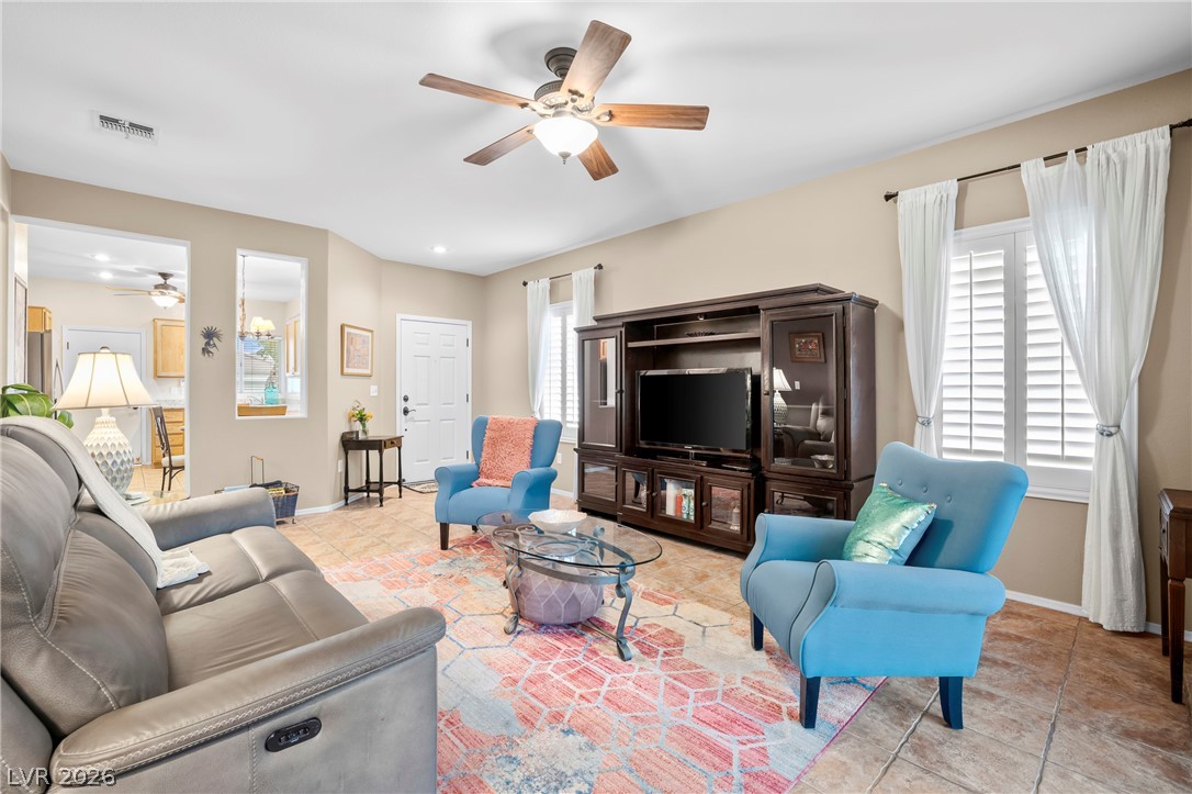 2515 Romanza Road Property Photo 4