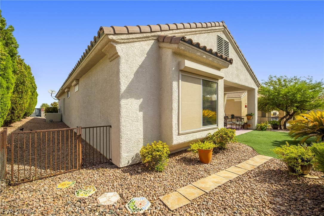 2515 Romanza Road Property Photo 19
