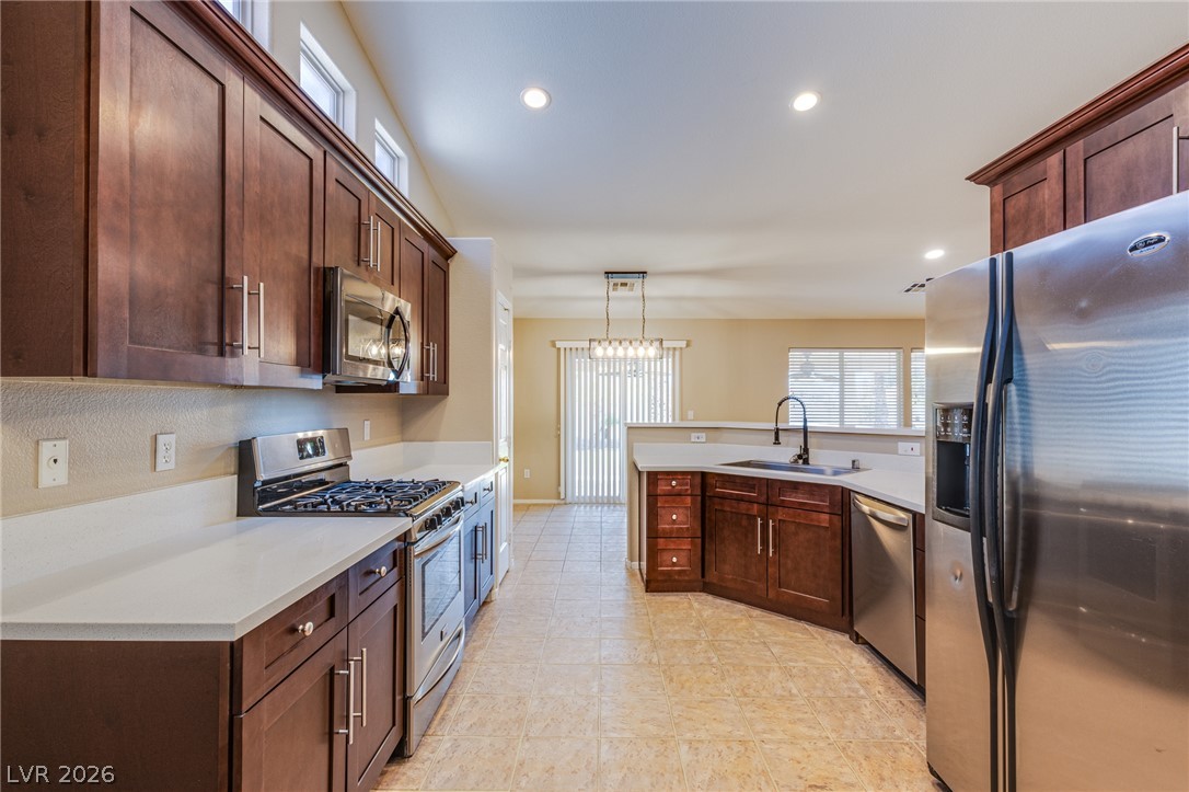 3719 Maple Creek Avenue Property Photo 11